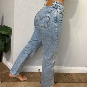 Levi’s Wedgie Straight Blue Jeans